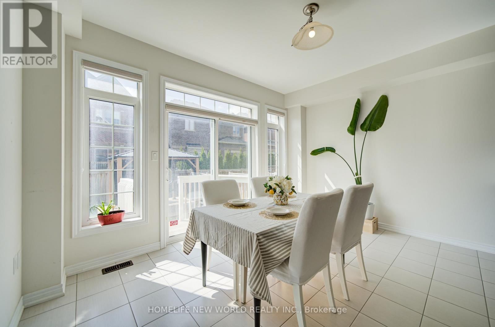 1 STILTON AVENUE Image 15