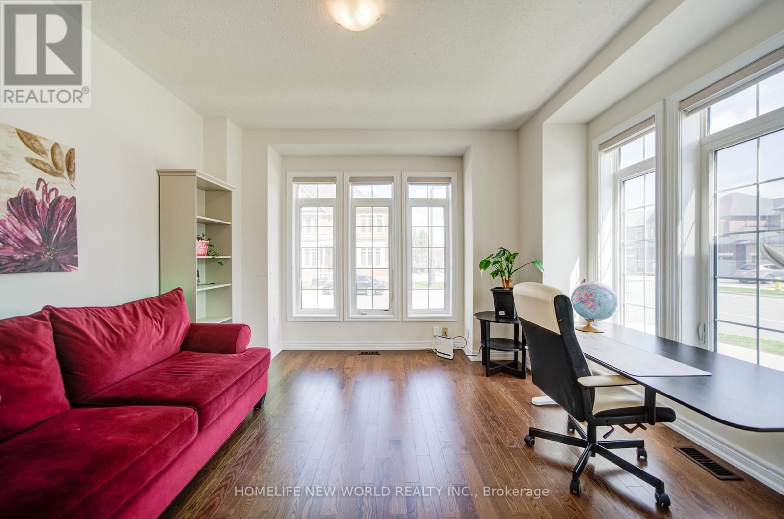 1 STILTON AVENUE Image 7