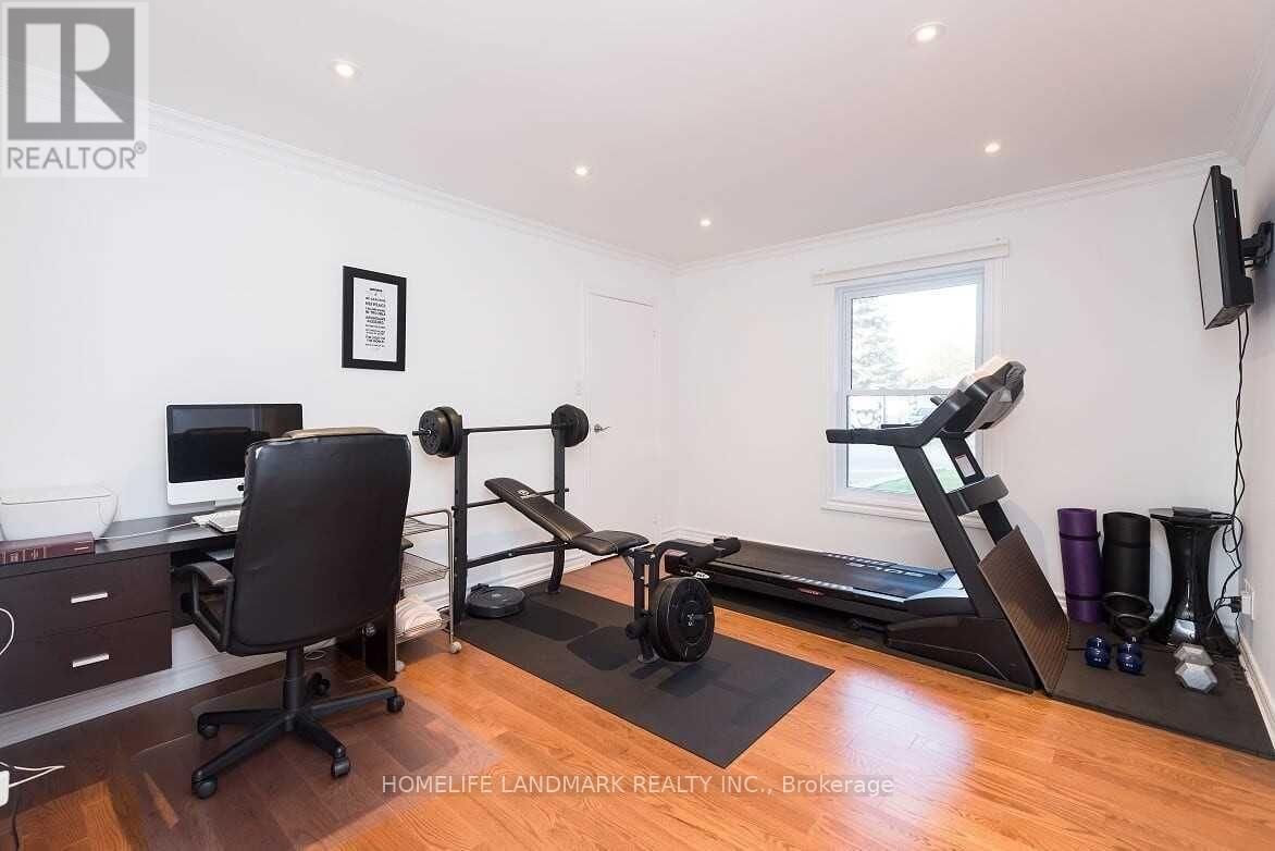 32 ELMVALE BOULEVARD Image 8