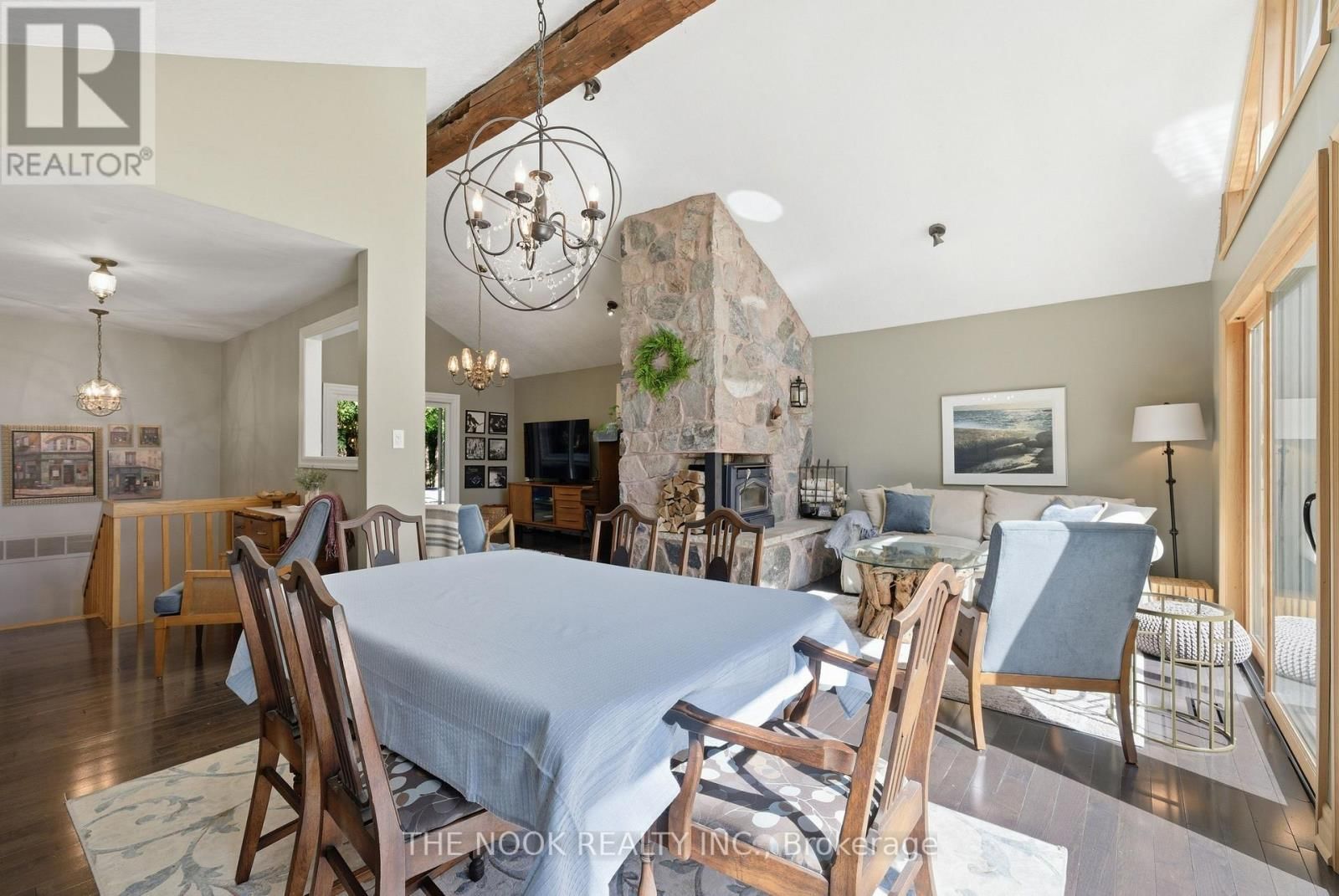 77 COOK DRIVE Image 16