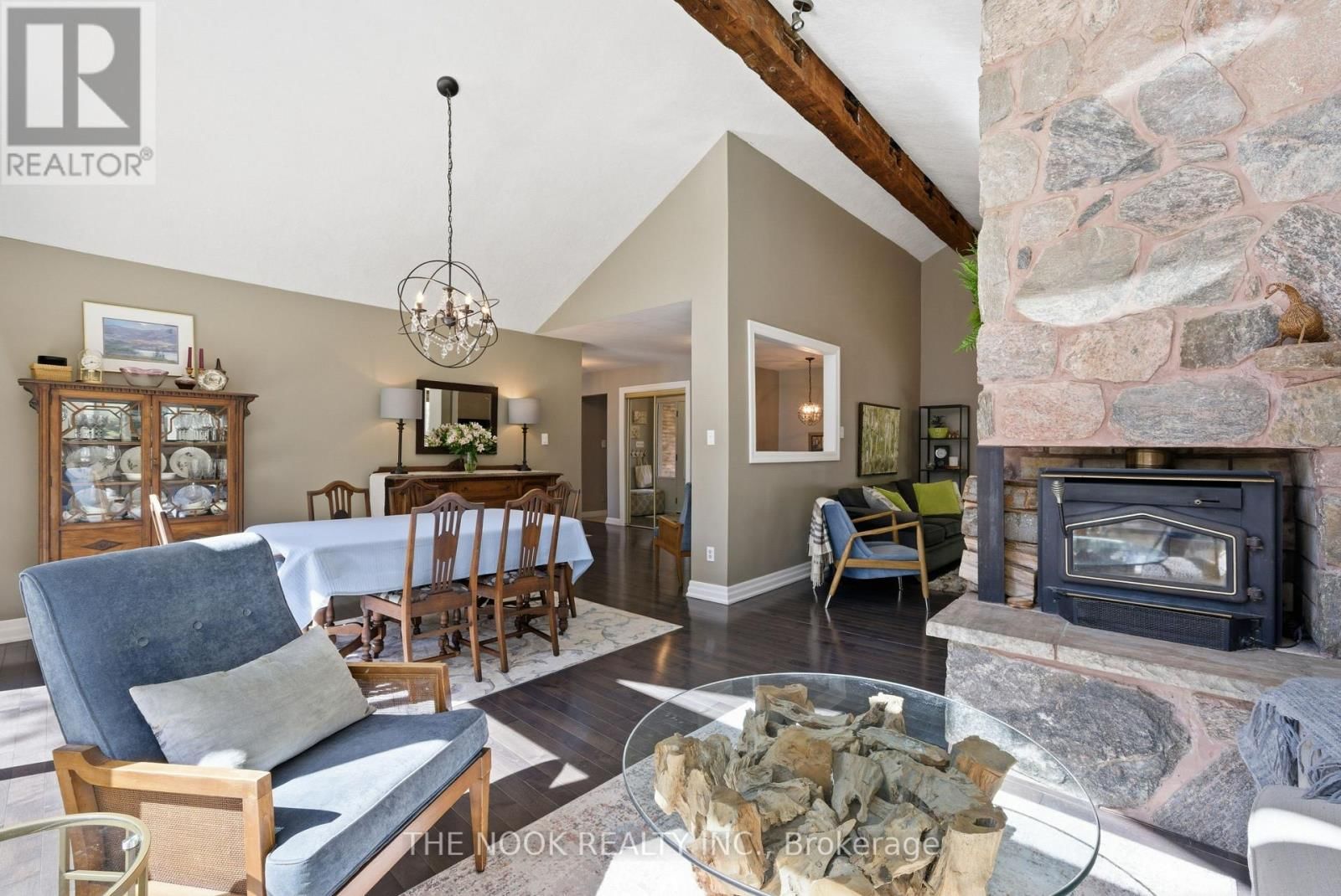 77 COOK DRIVE Image 20