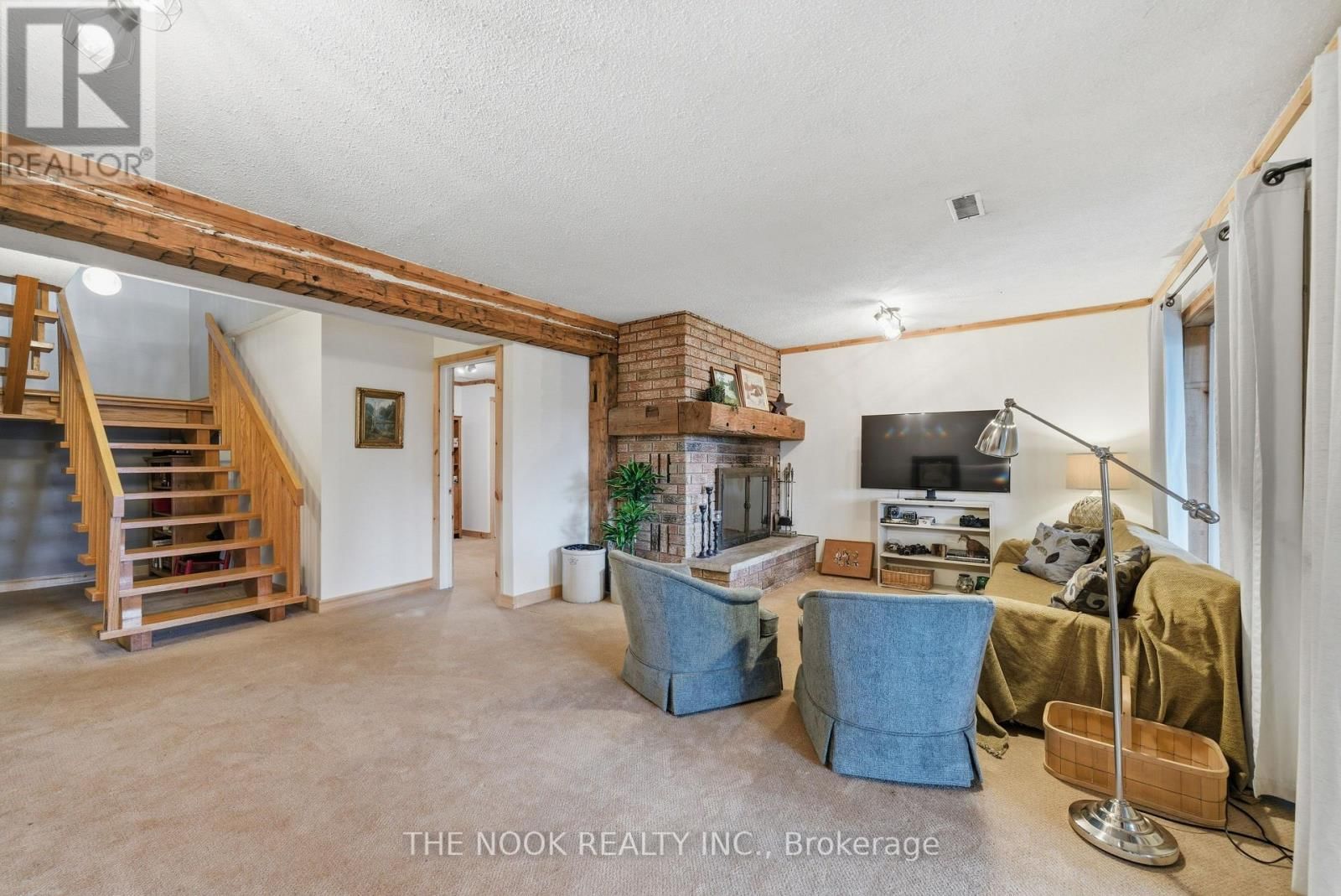 77 COOK DRIVE Image 33