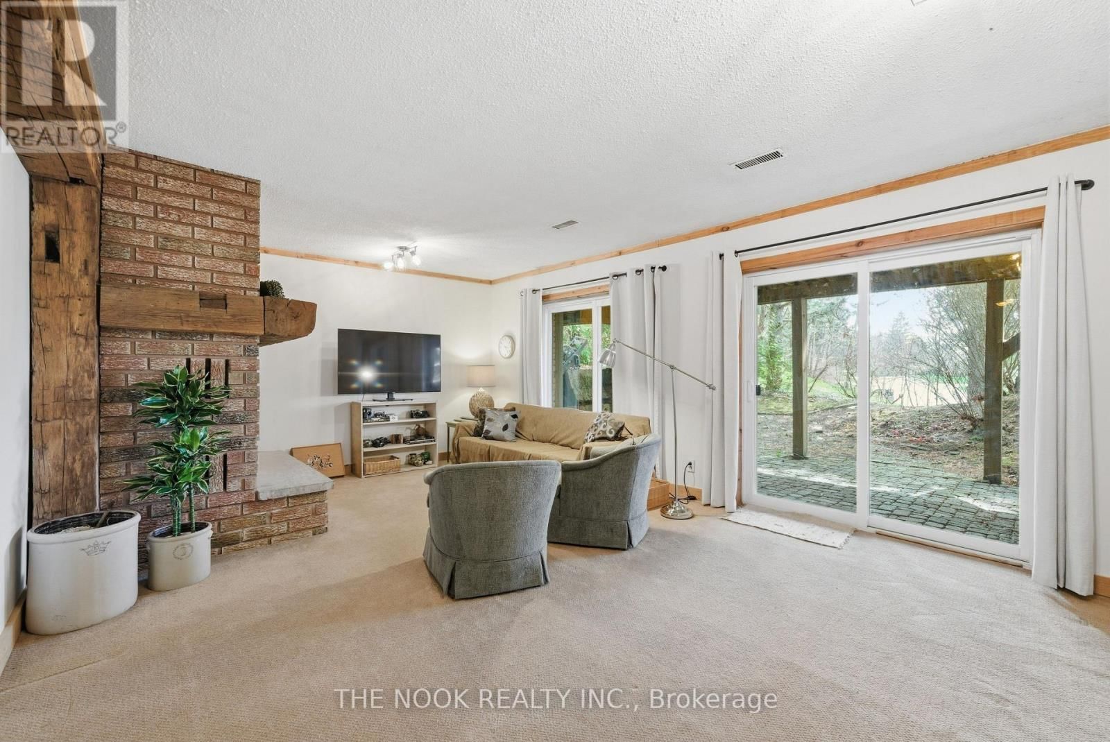 77 COOK DRIVE Image 35