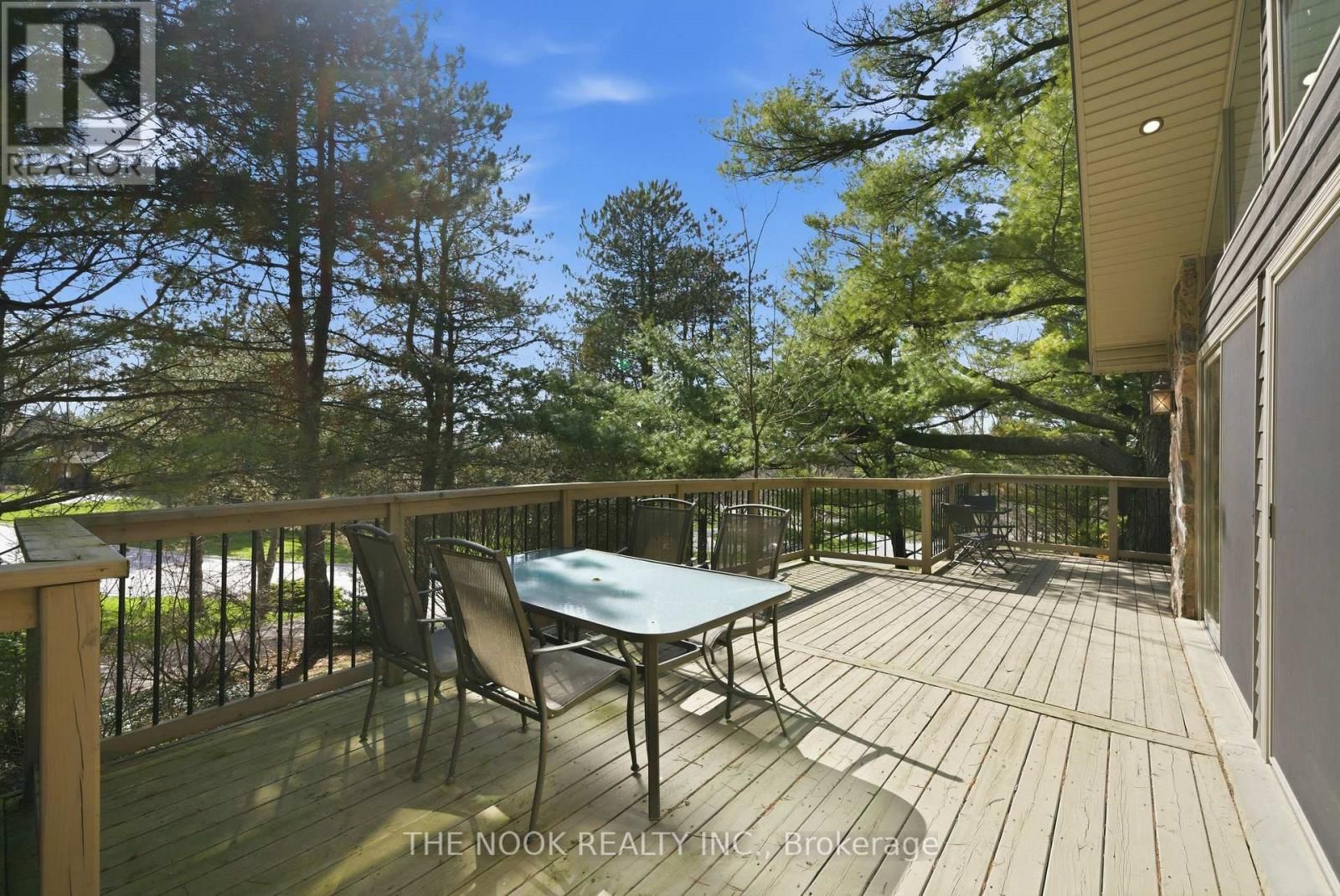 77 COOK DRIVE Image 44