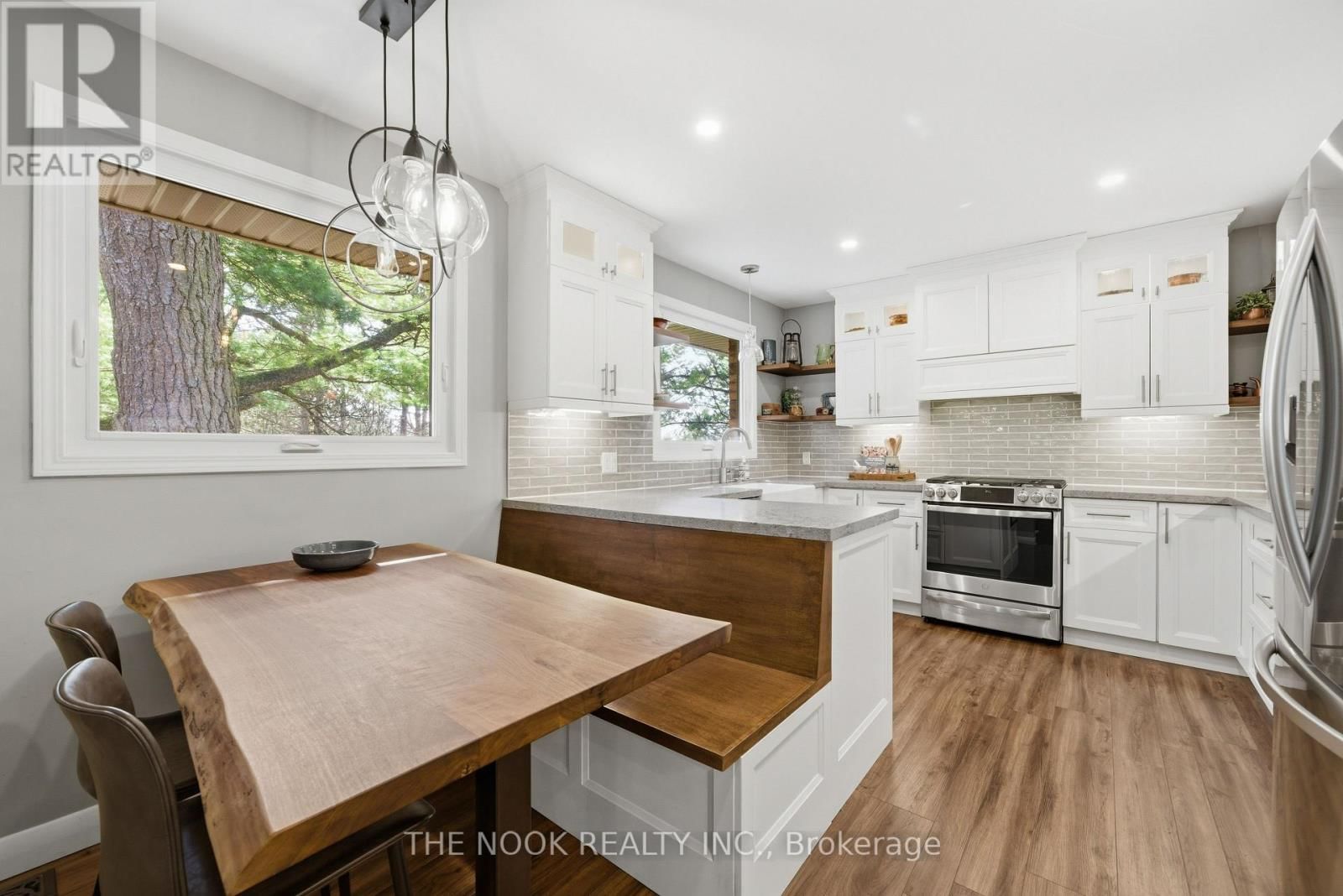 77 COOK DRIVE Image 9