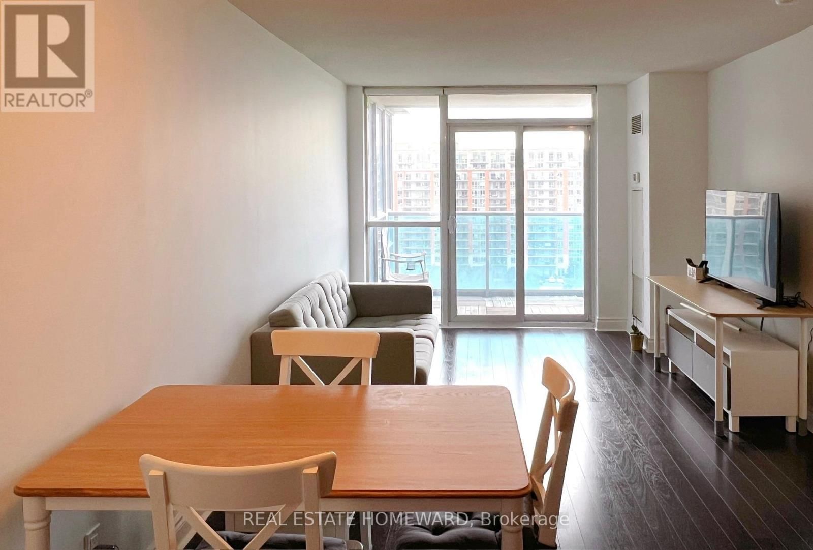 1259 - 23 COX BOULEVARD Image 3