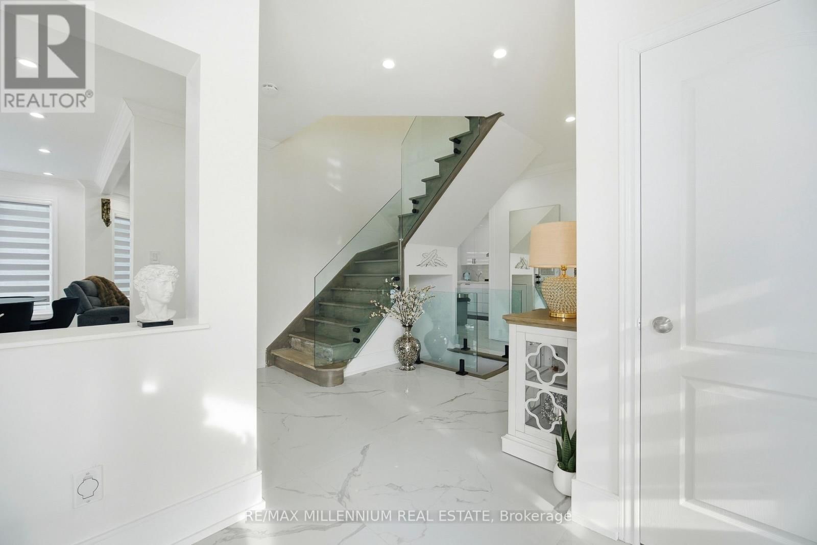 132 BLUE DASHER BOULEVARD Image 13