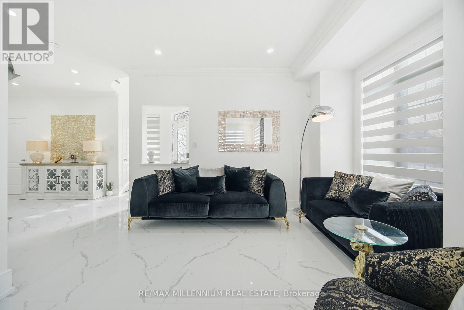 132 BLUE DASHER BOULEVARD Image 14