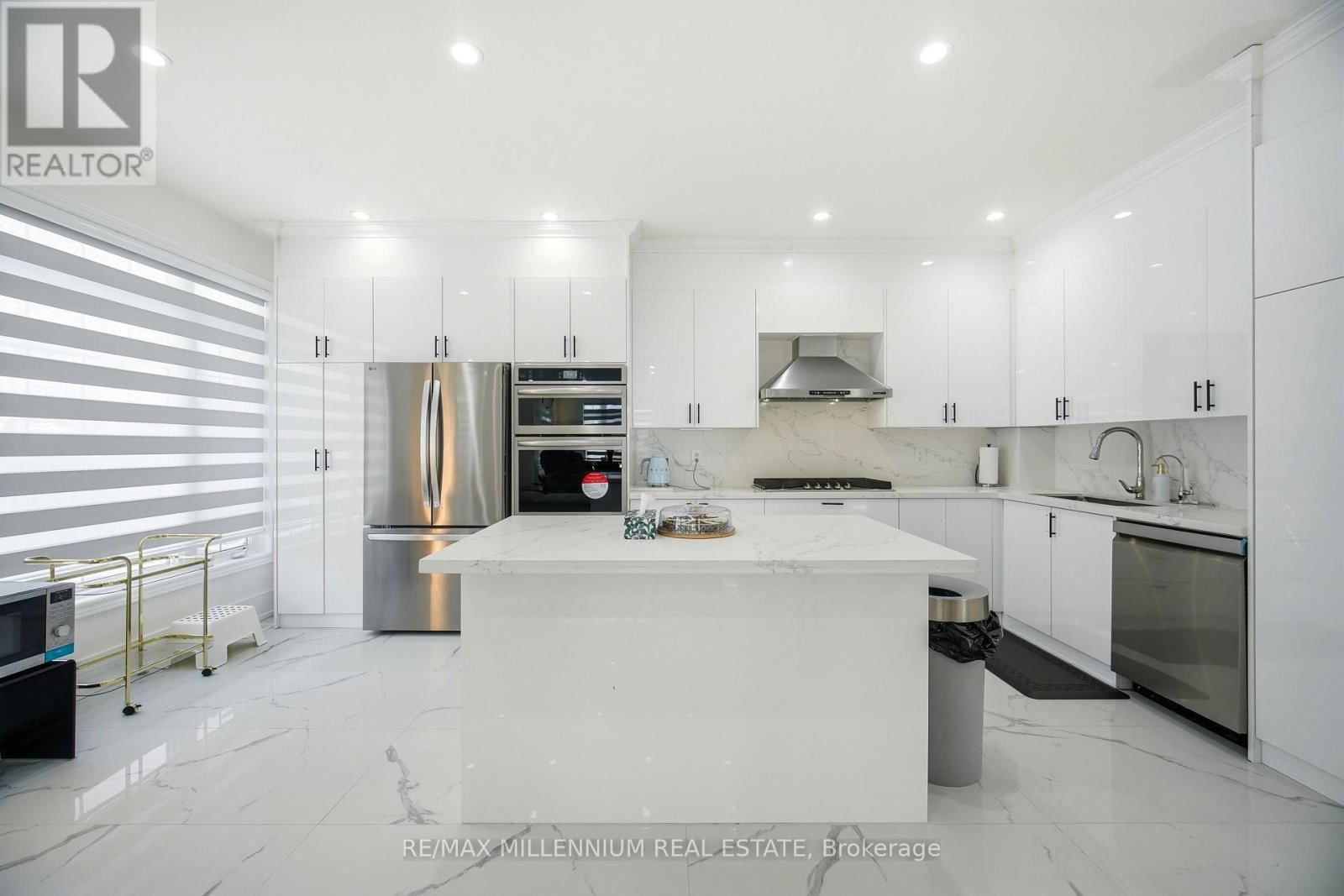 132 BLUE DASHER BOULEVARD Image 18