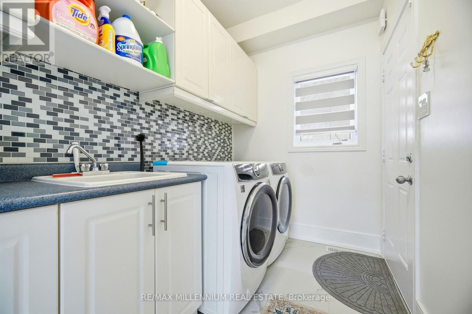 132 BLUE DASHER BOULEVARD Image 23