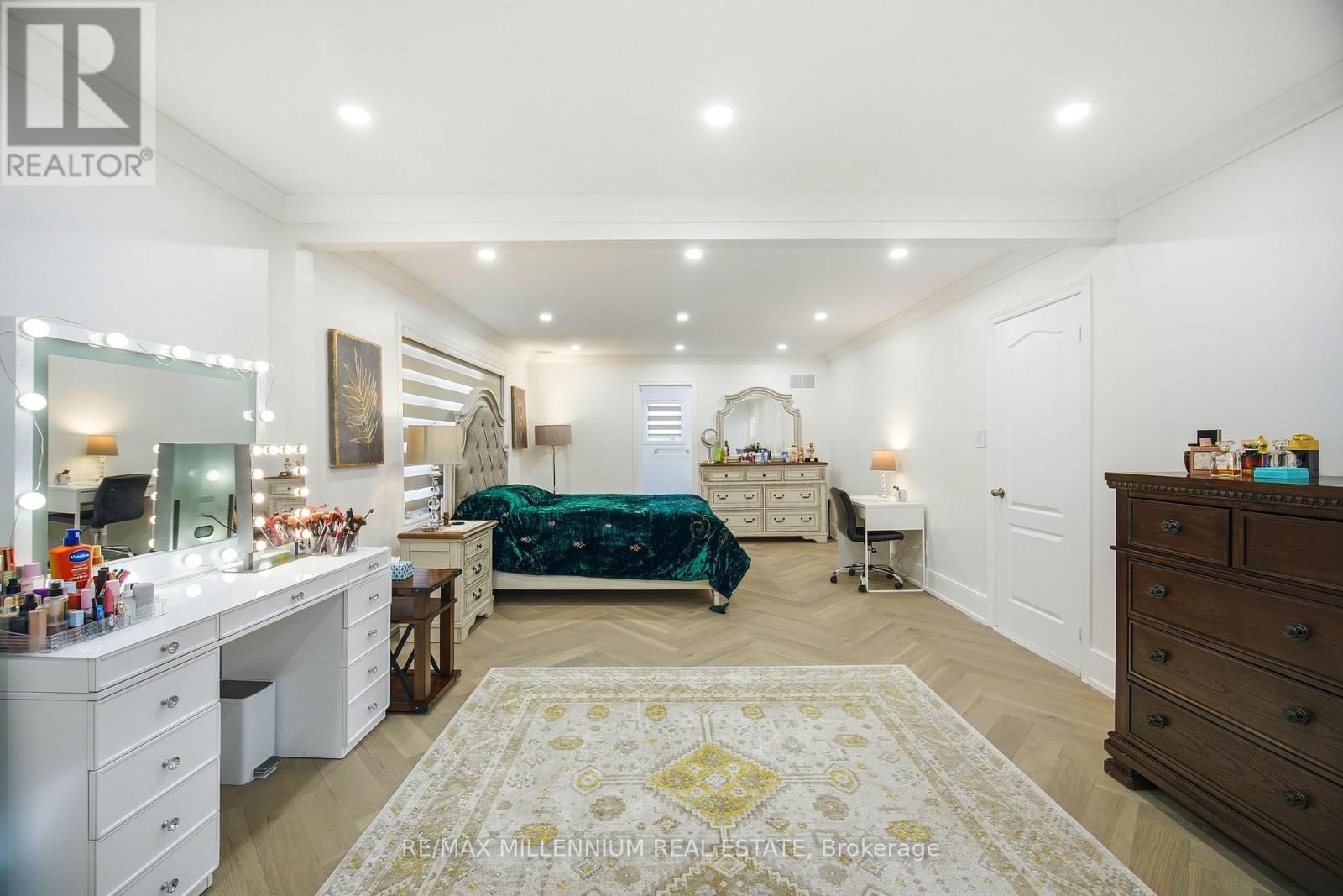 132 BLUE DASHER BOULEVARD Image 27