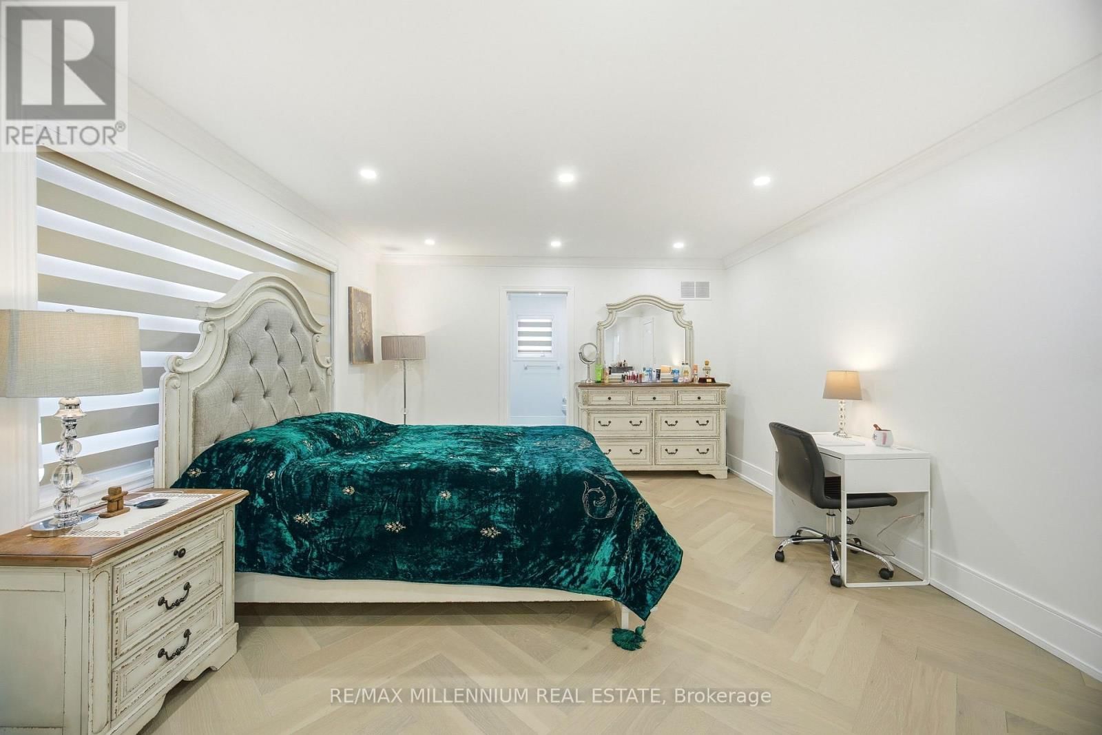 132 BLUE DASHER BOULEVARD Image 31