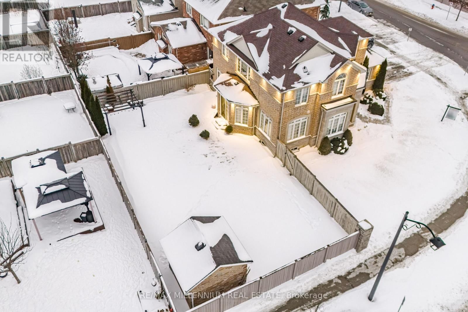 132 BLUE DASHER BOULEVARD Image 43