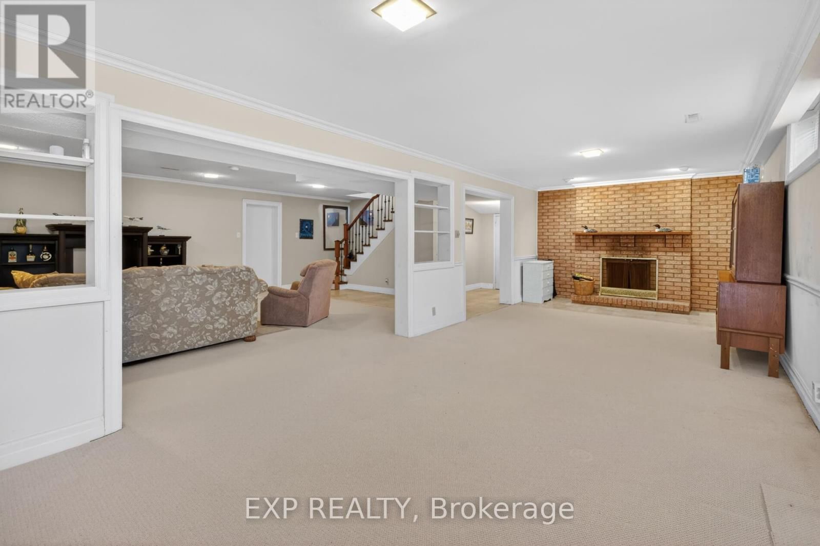 124 ELLIS AVENUE Image 26