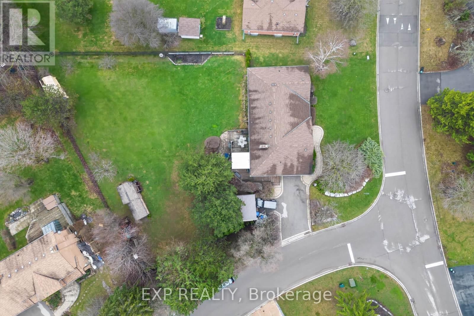 124 ELLIS AVENUE Image 43