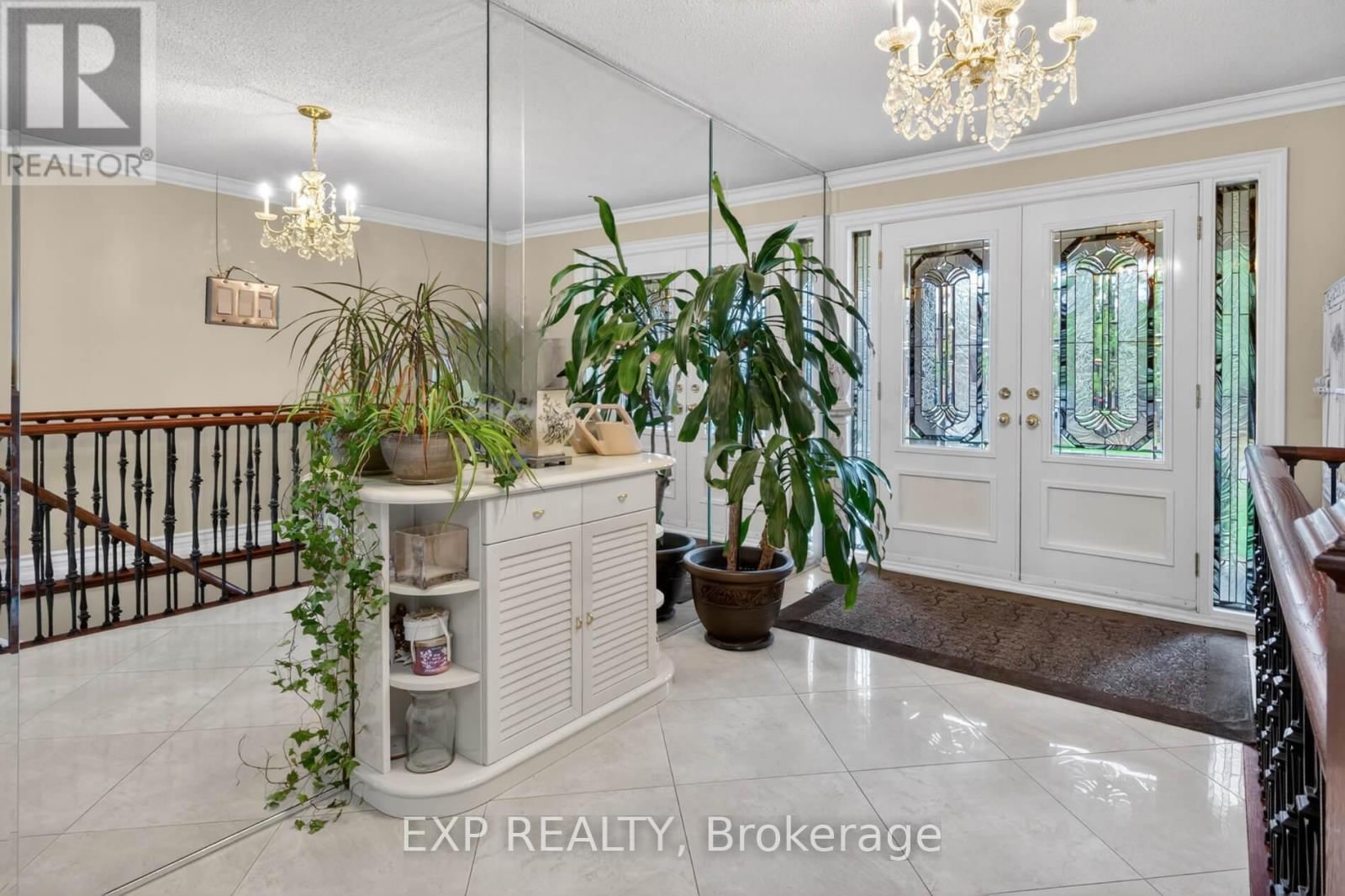 124 ELLIS AVENUE Image 6