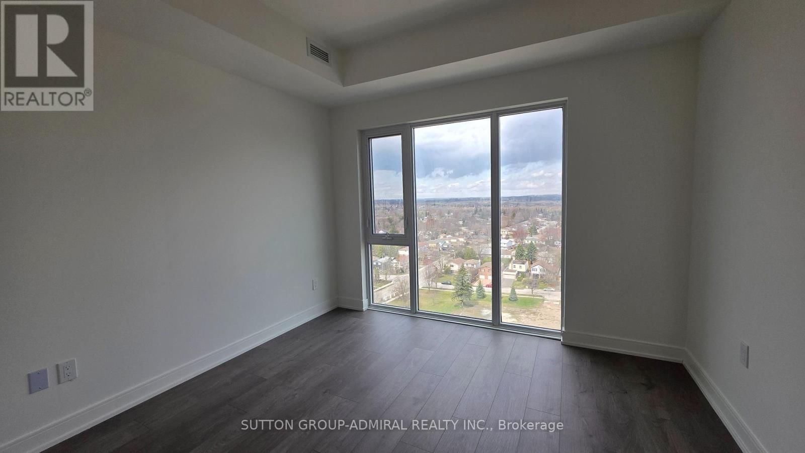 B1311 - 715 DAVIS DRIVE Image 13