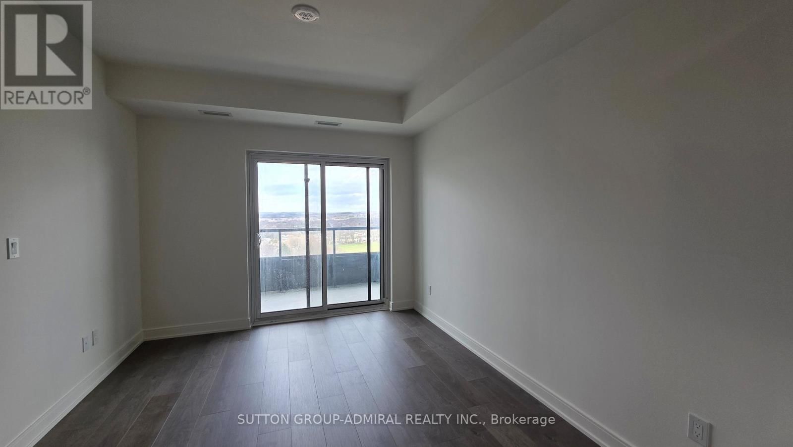 B1311 - 715 DAVIS DRIVE Image 9