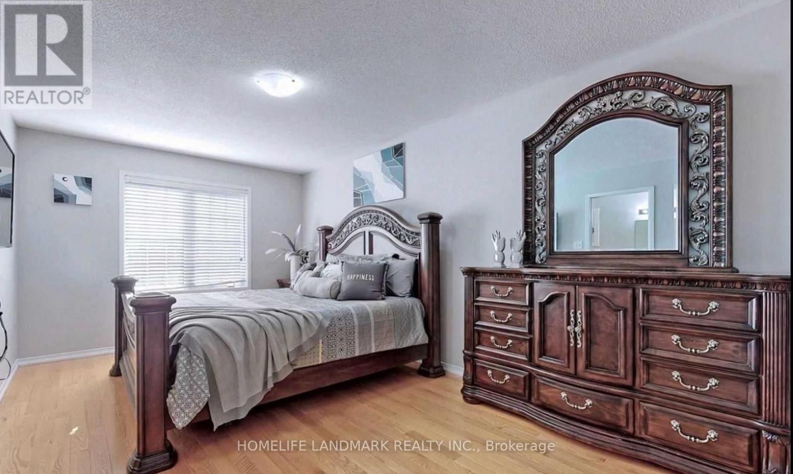 806 CASTLEMORE AVENUE Image 11