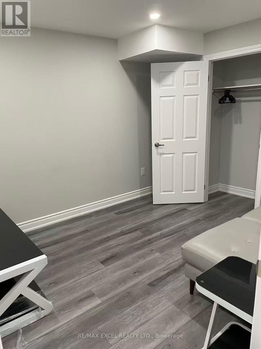 Bsmt - 68 PESHAWAR AVENUE Image 12