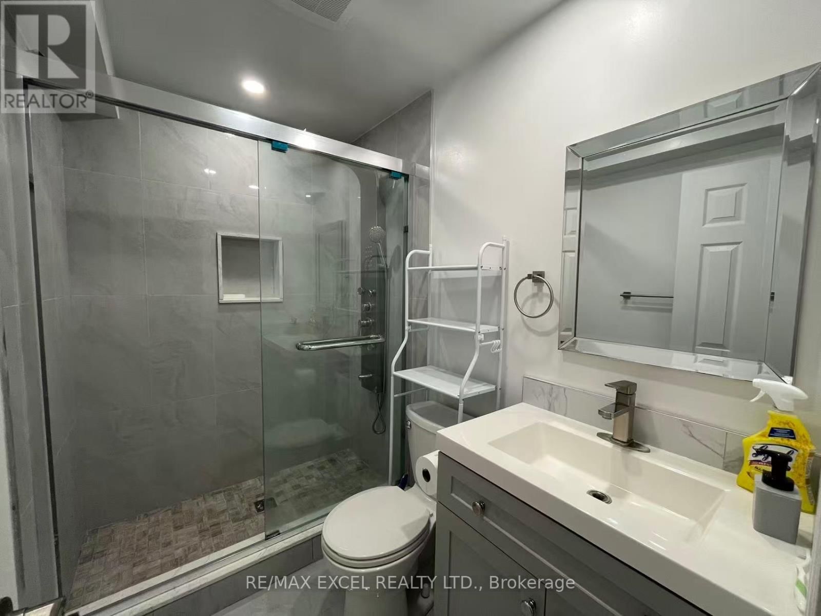 Bsmt - 68 PESHAWAR AVENUE Image 14