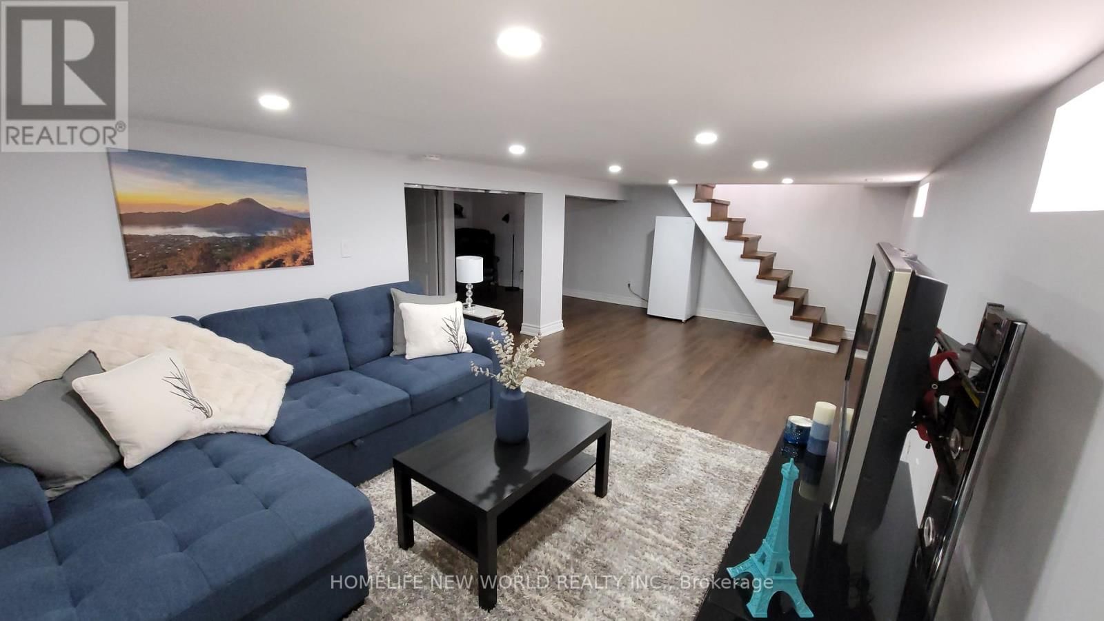 67 BINGHAM STREET Image 11