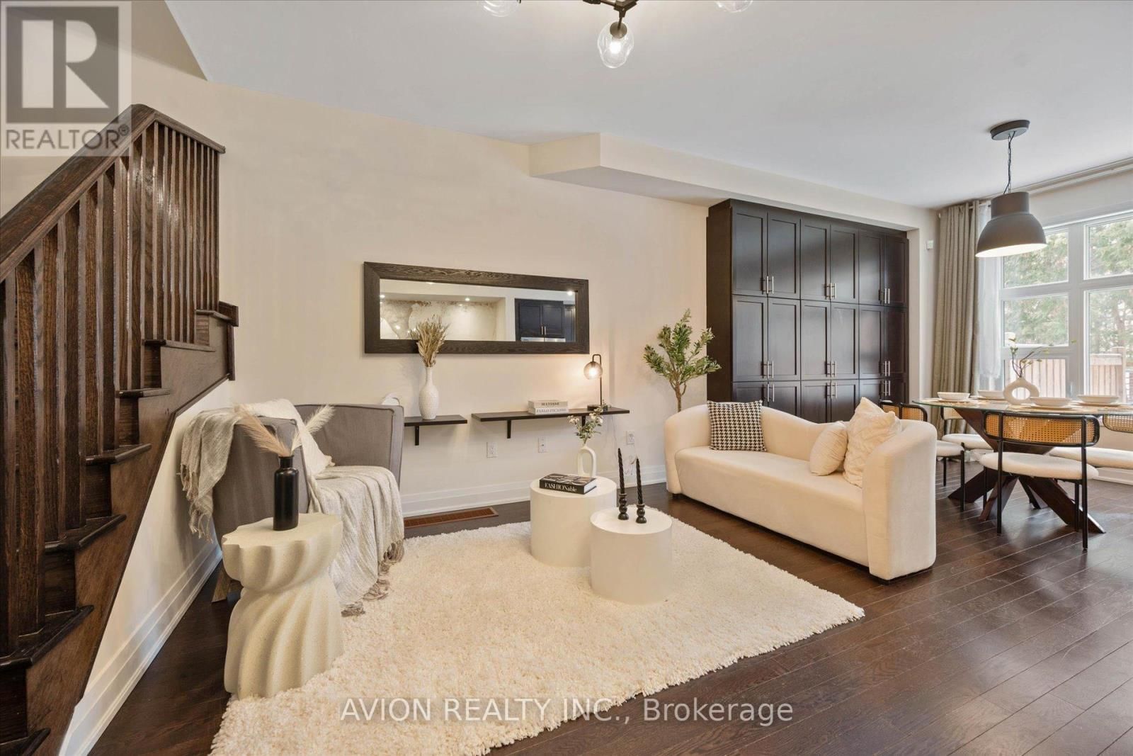 42 CAUSLAND LANE Image 1