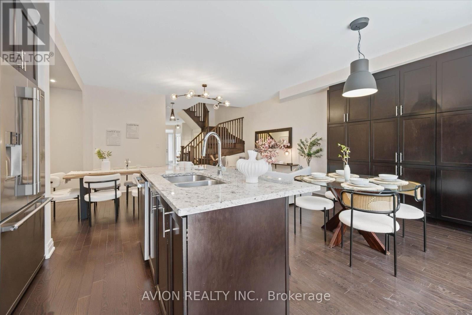 42 CAUSLAND LANE Image 10