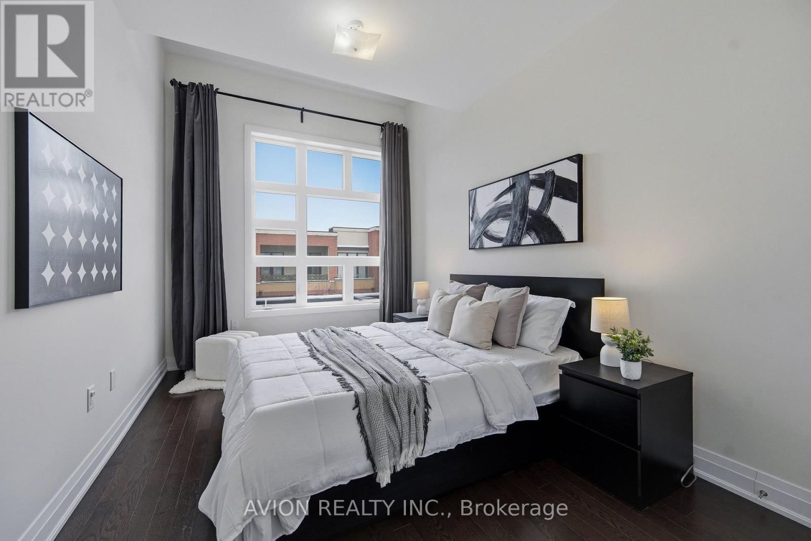 42 CAUSLAND LANE Image 23