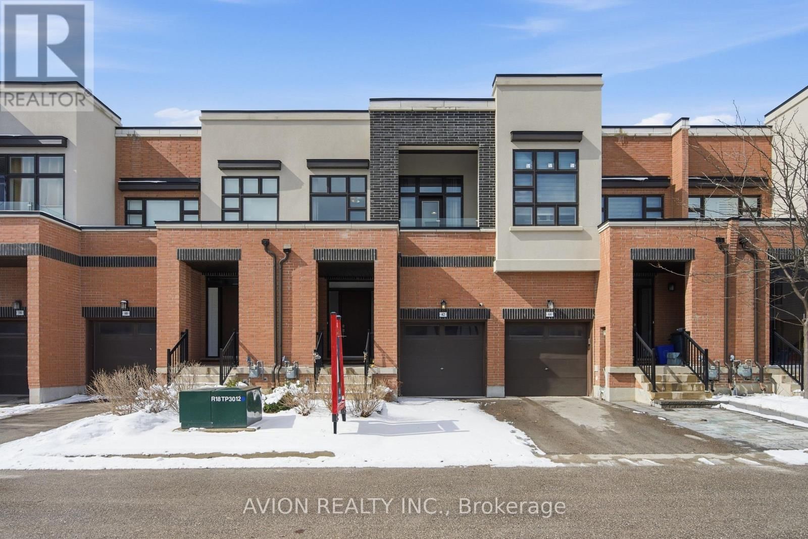 42 CAUSLAND LANE Image 33