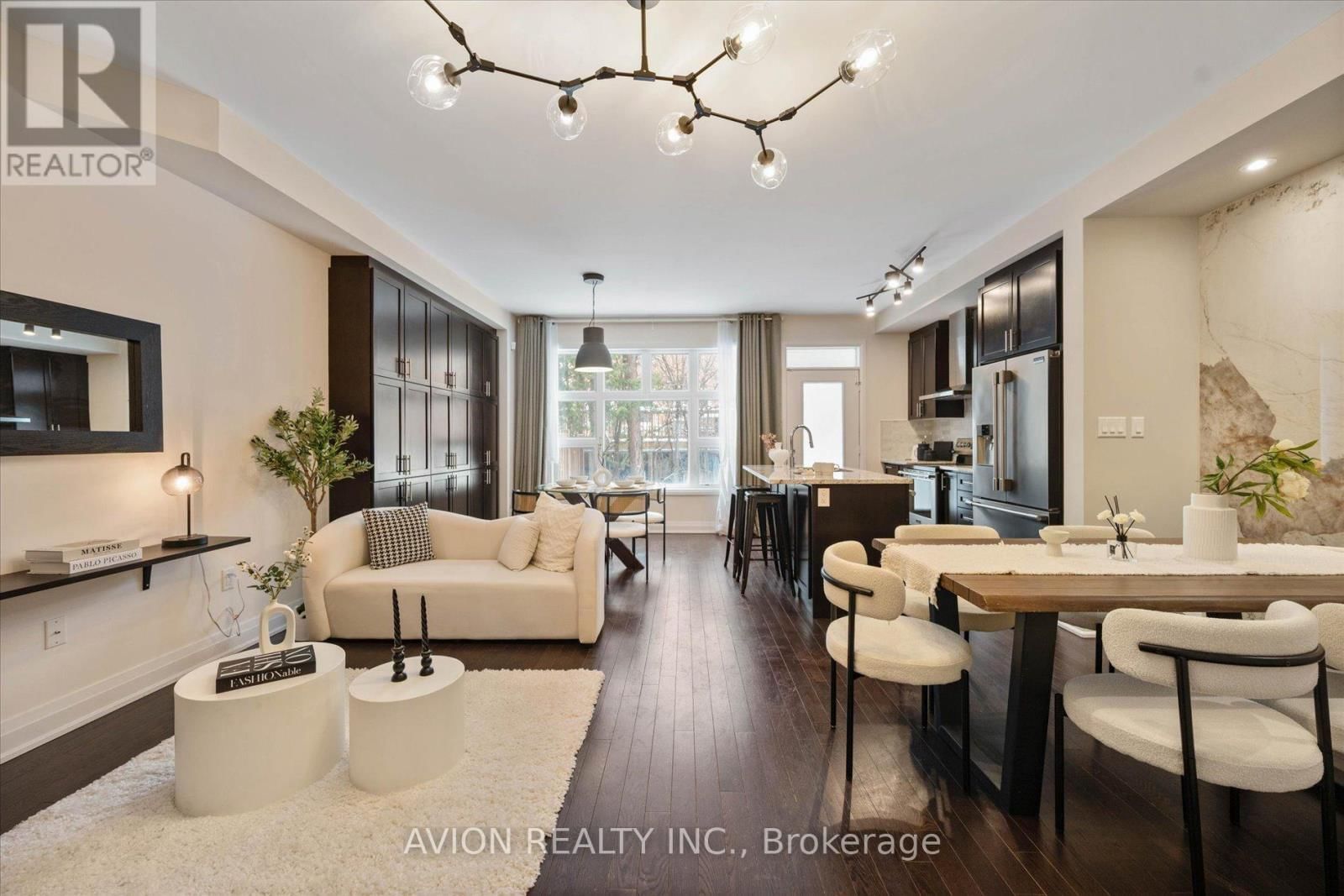 42 CAUSLAND LANE Image 34