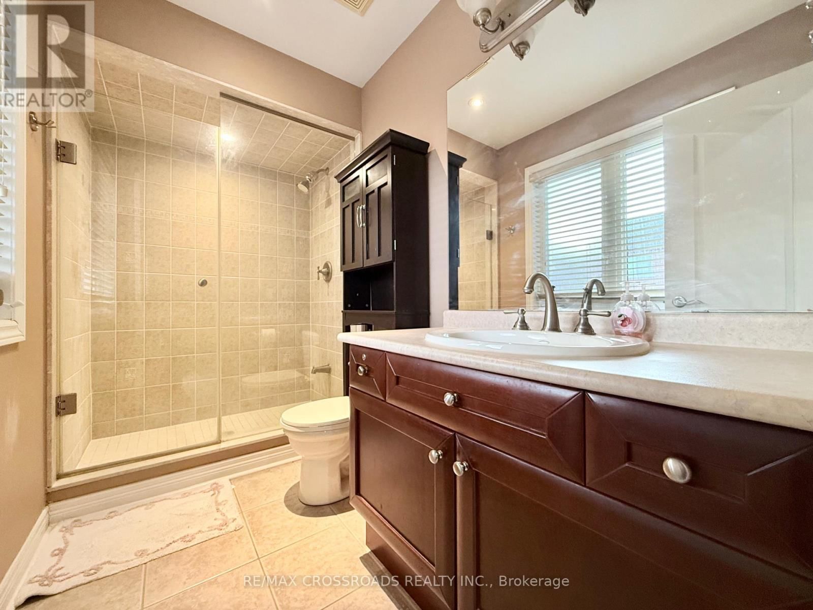 158 GAIL PARKS CRESCENT Image 12