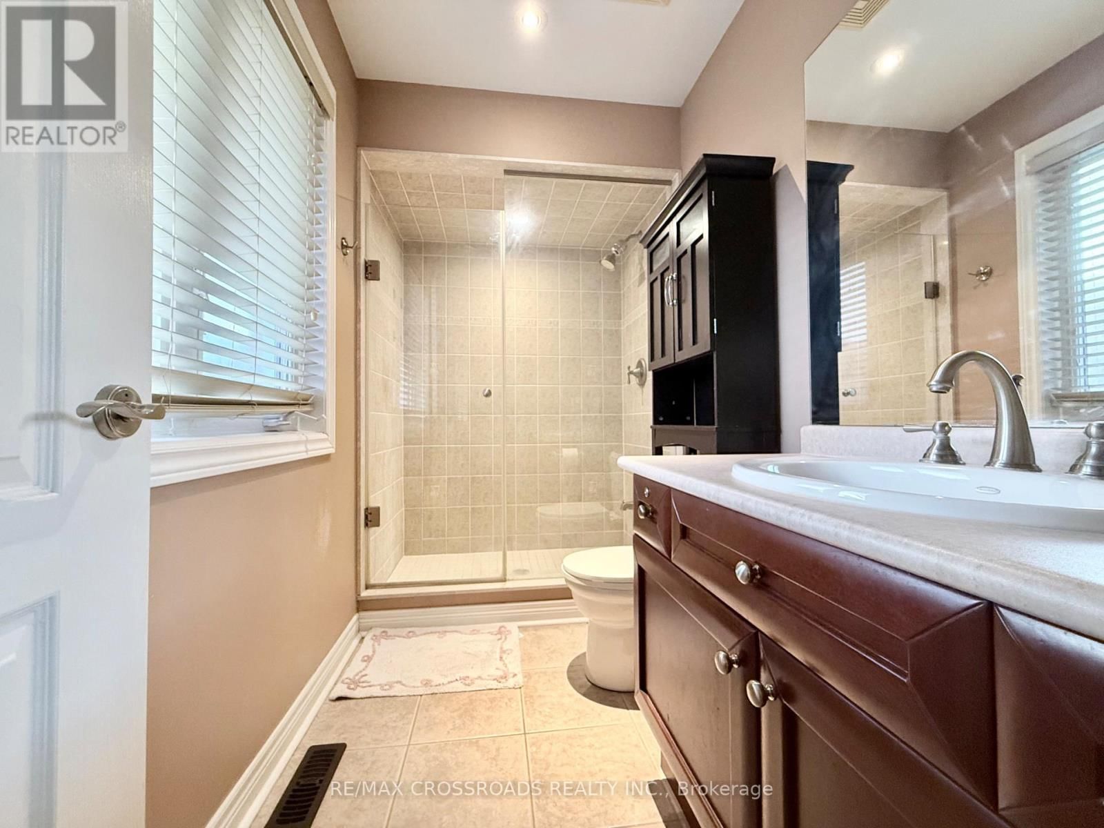 158 GAIL PARKS CRESCENT Image 14