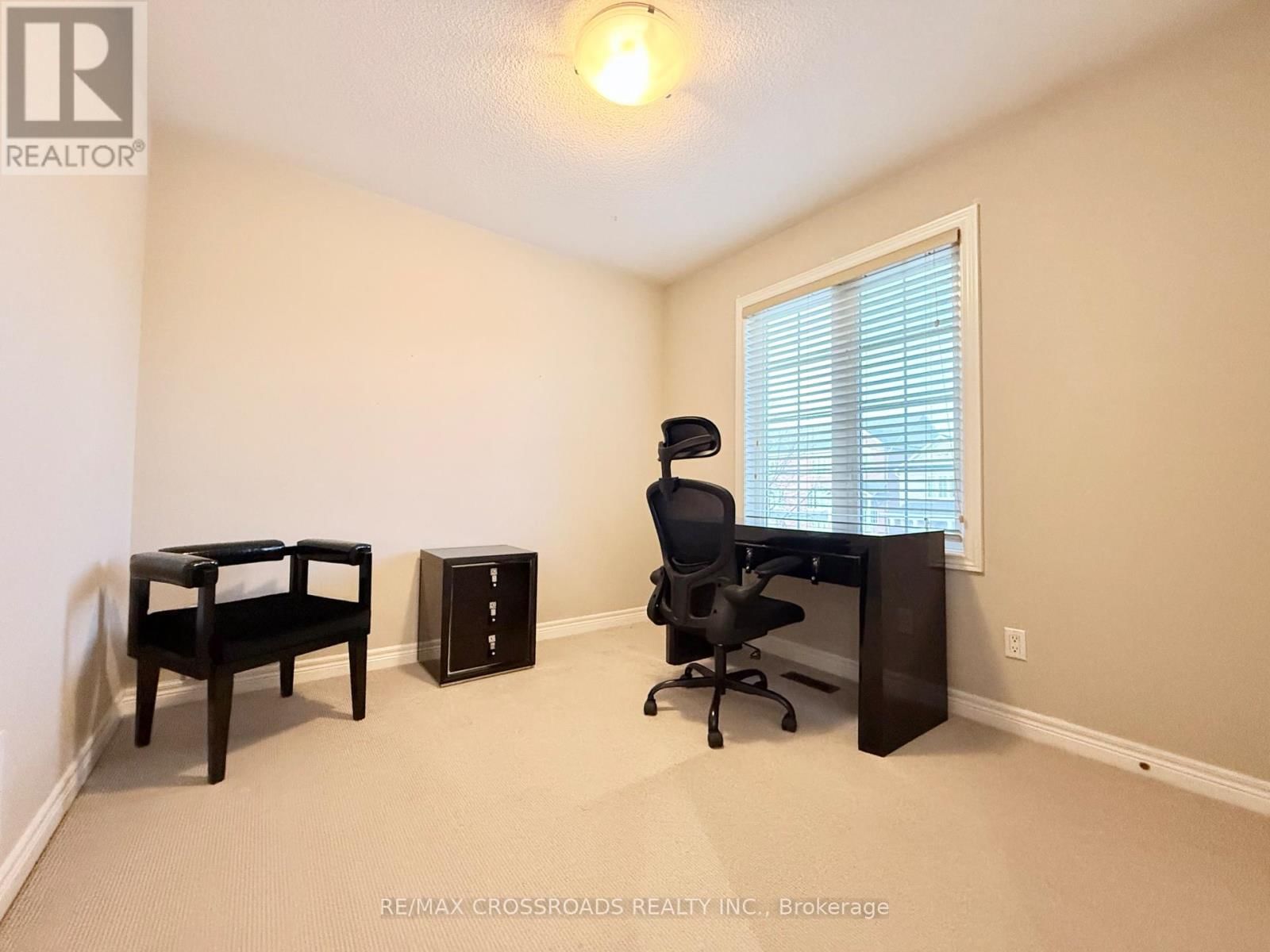 158 GAIL PARKS CRESCENT Image 15