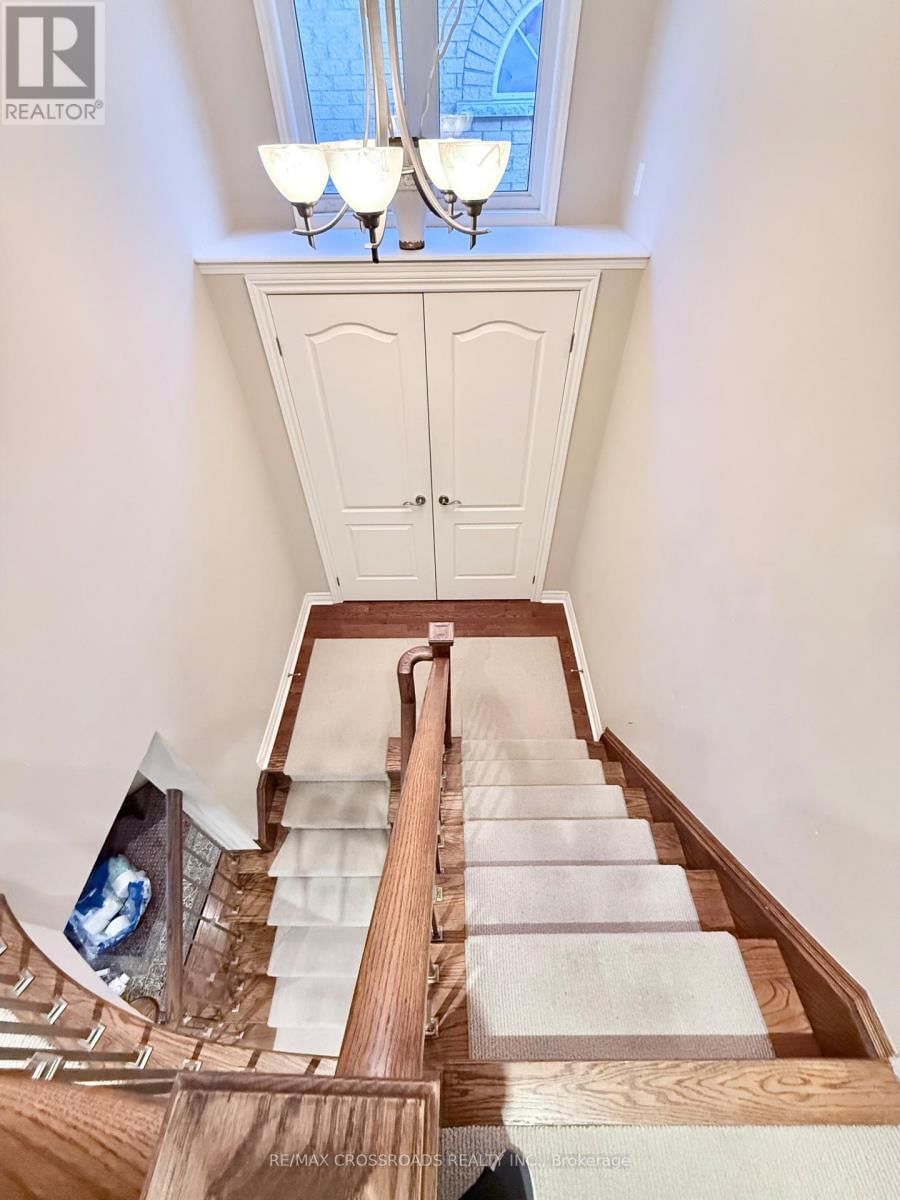 158 GAIL PARKS CRESCENT Image 8