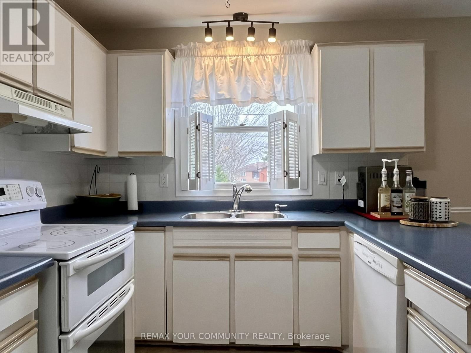 37A CANAL STREET Image 10