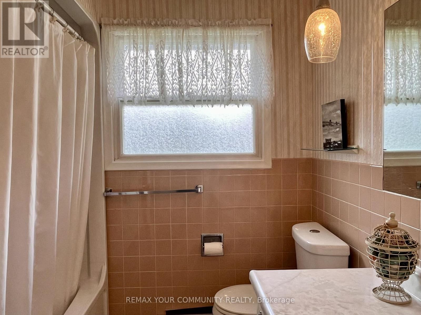 37A CANAL STREET Image 33