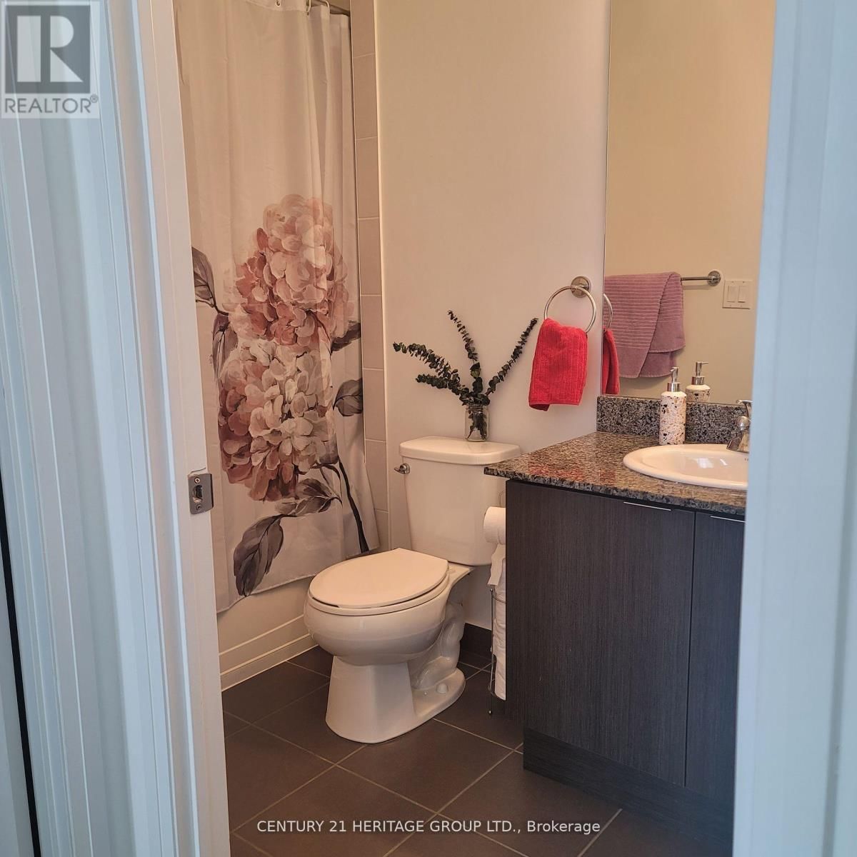 2202 - 2910 HIGHWAY 7 ROAD WEST Image 6