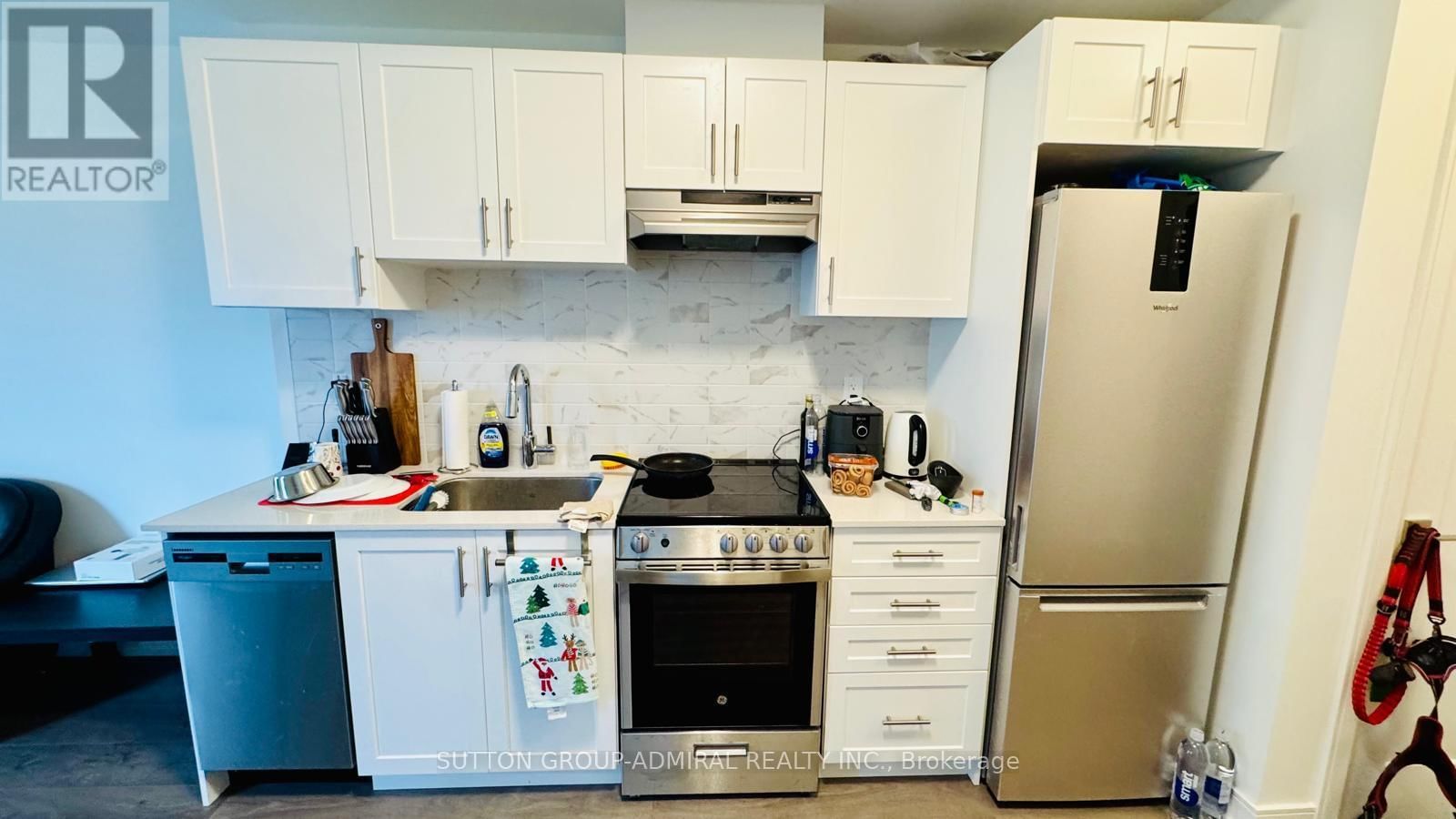 1205A - 705 DAVIS DRIVE Image 9