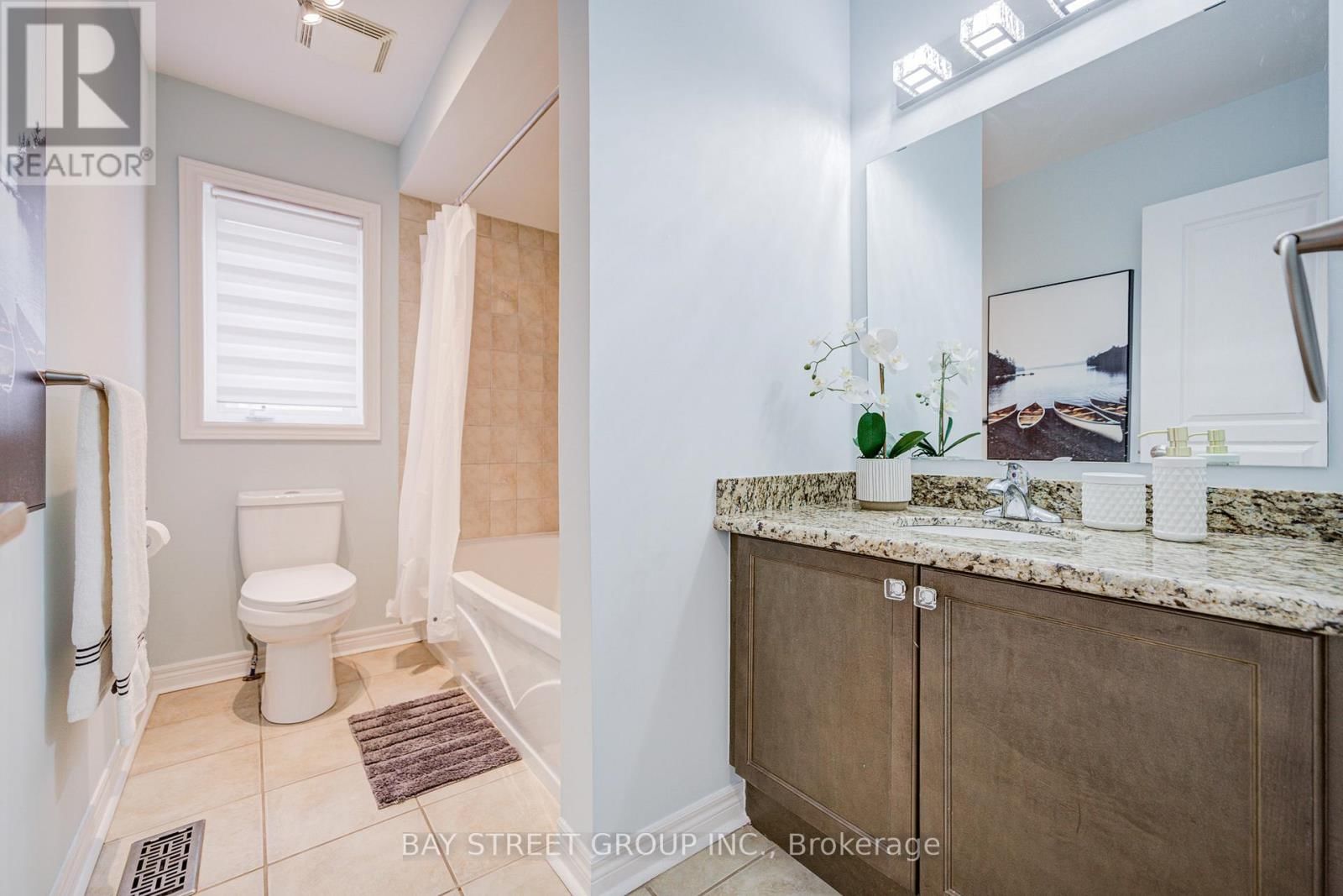 48 COZENS DRIVE Image 27