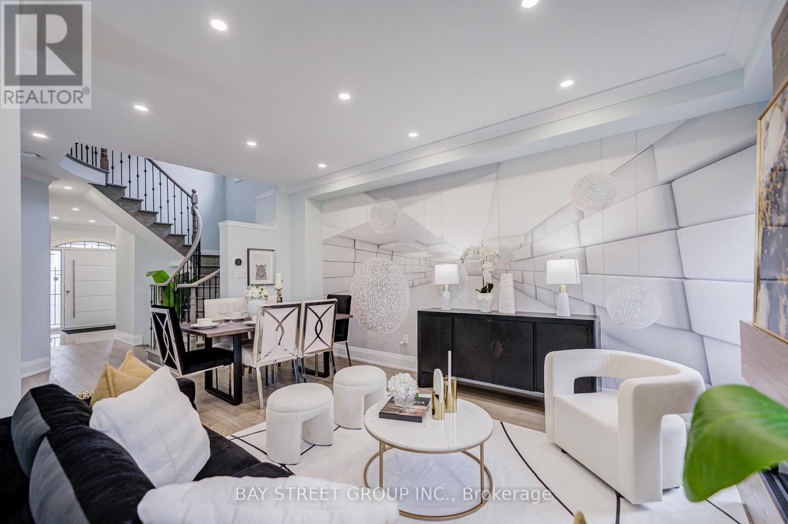 48 COZENS DRIVE Image 7