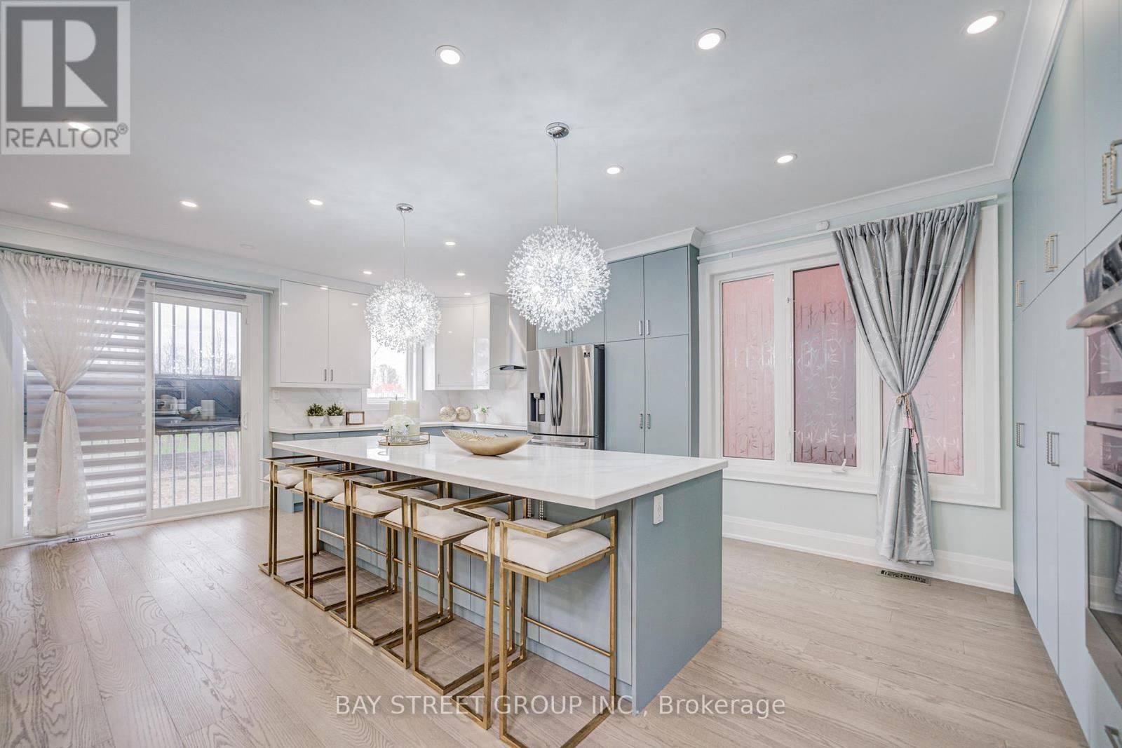 48 COZENS DRIVE Image 8