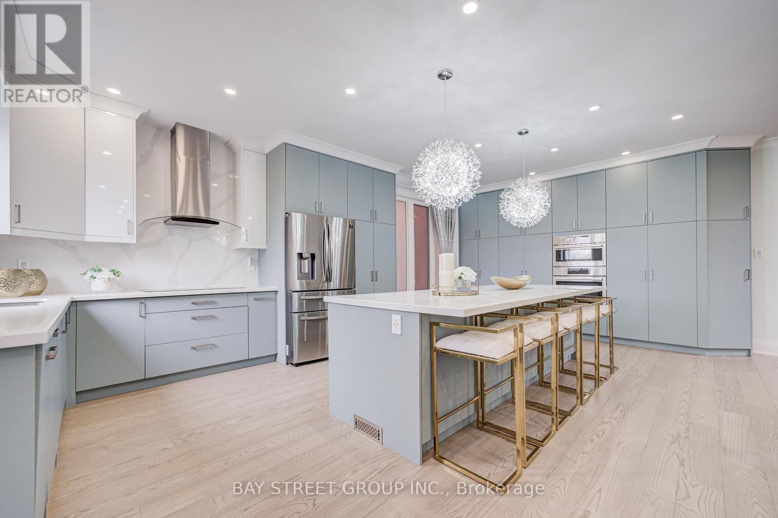 48 COZENS DRIVE Image 9