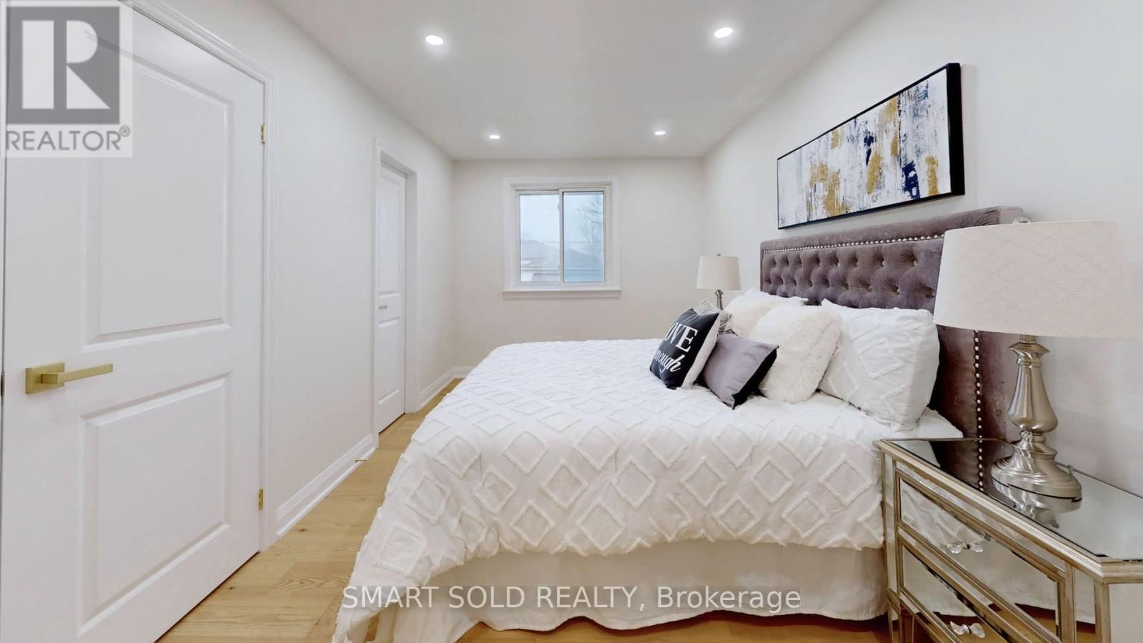 439 FERNLEIGH CIRCLE NORTH Image 13