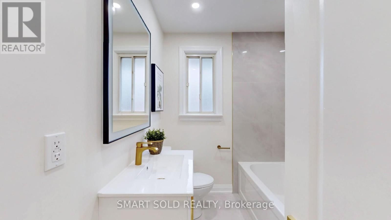 439 FERNLEIGH CIRCLE NORTH Image 20