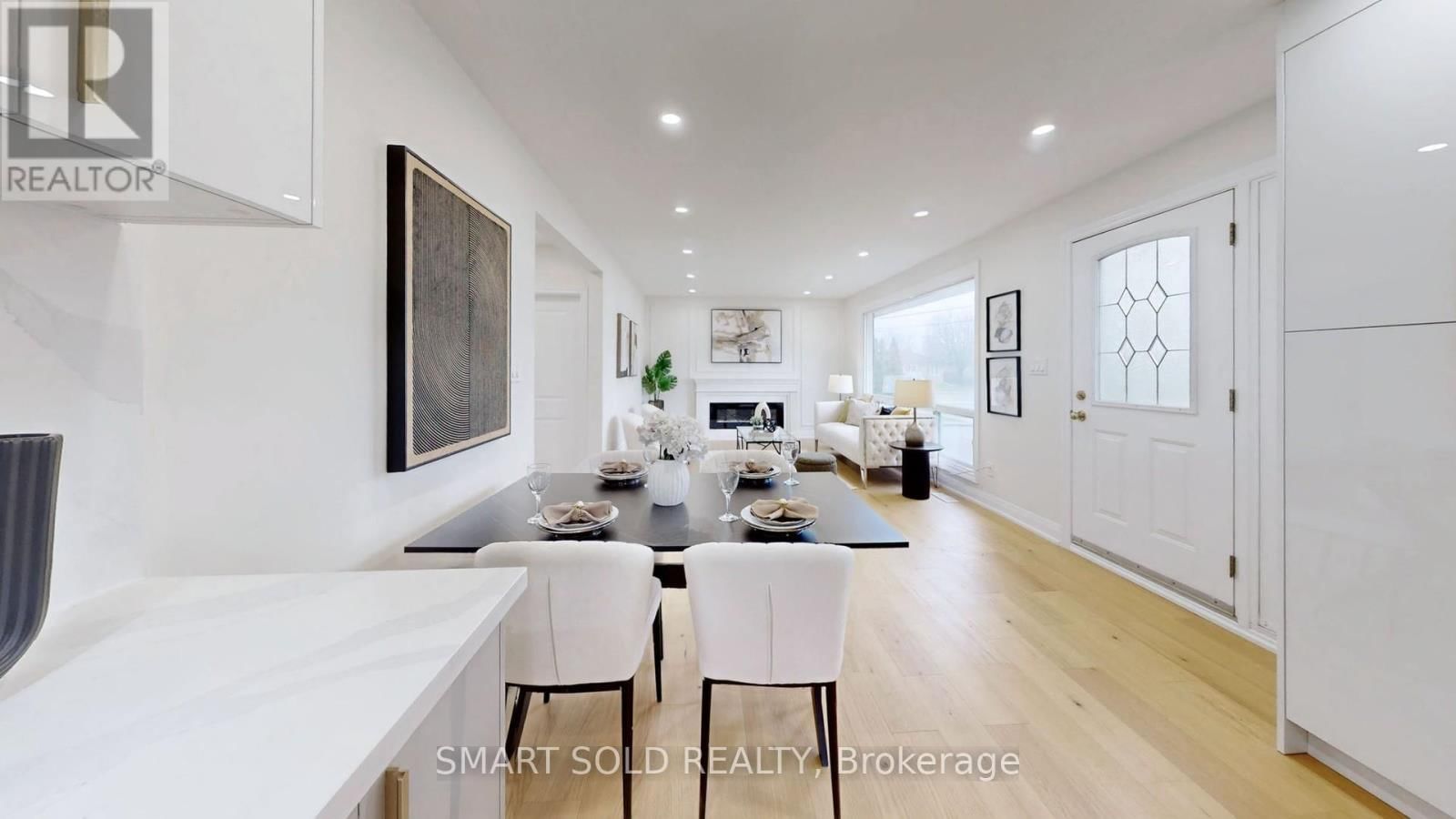 439 FERNLEIGH CIRCLE NORTH Image 9