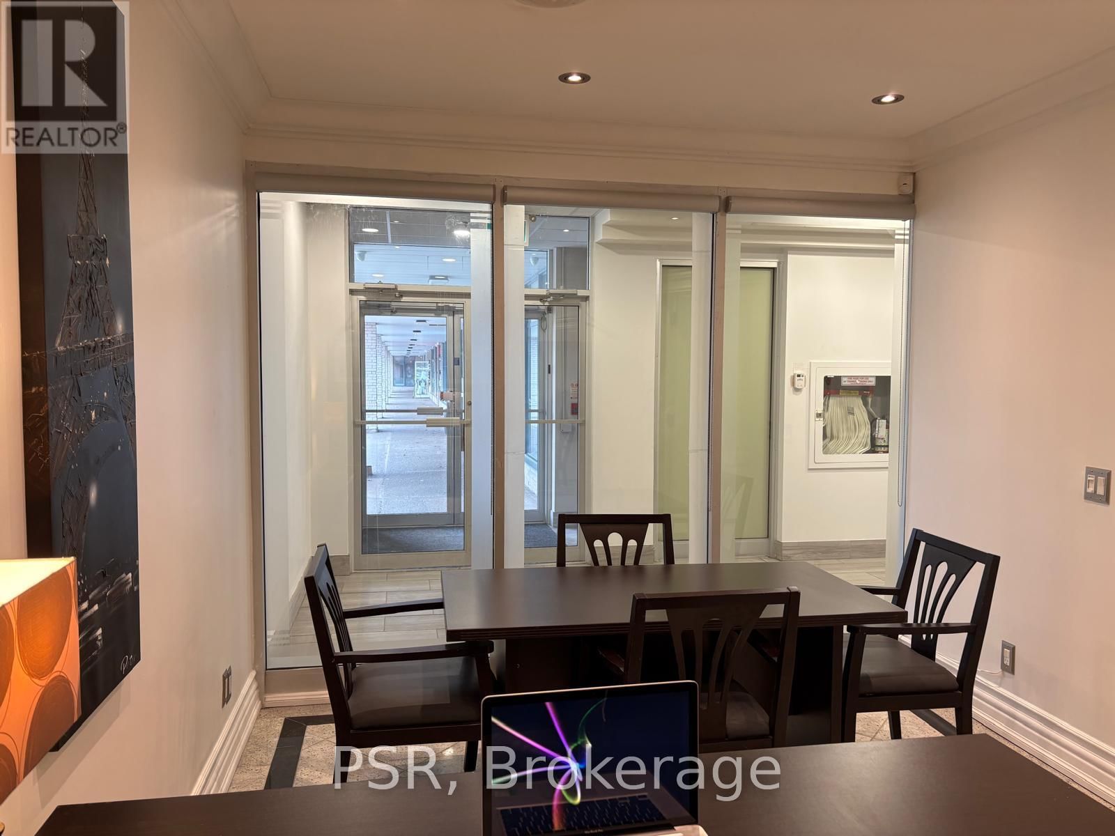 33D - 7398 YONGE STREET Image 15