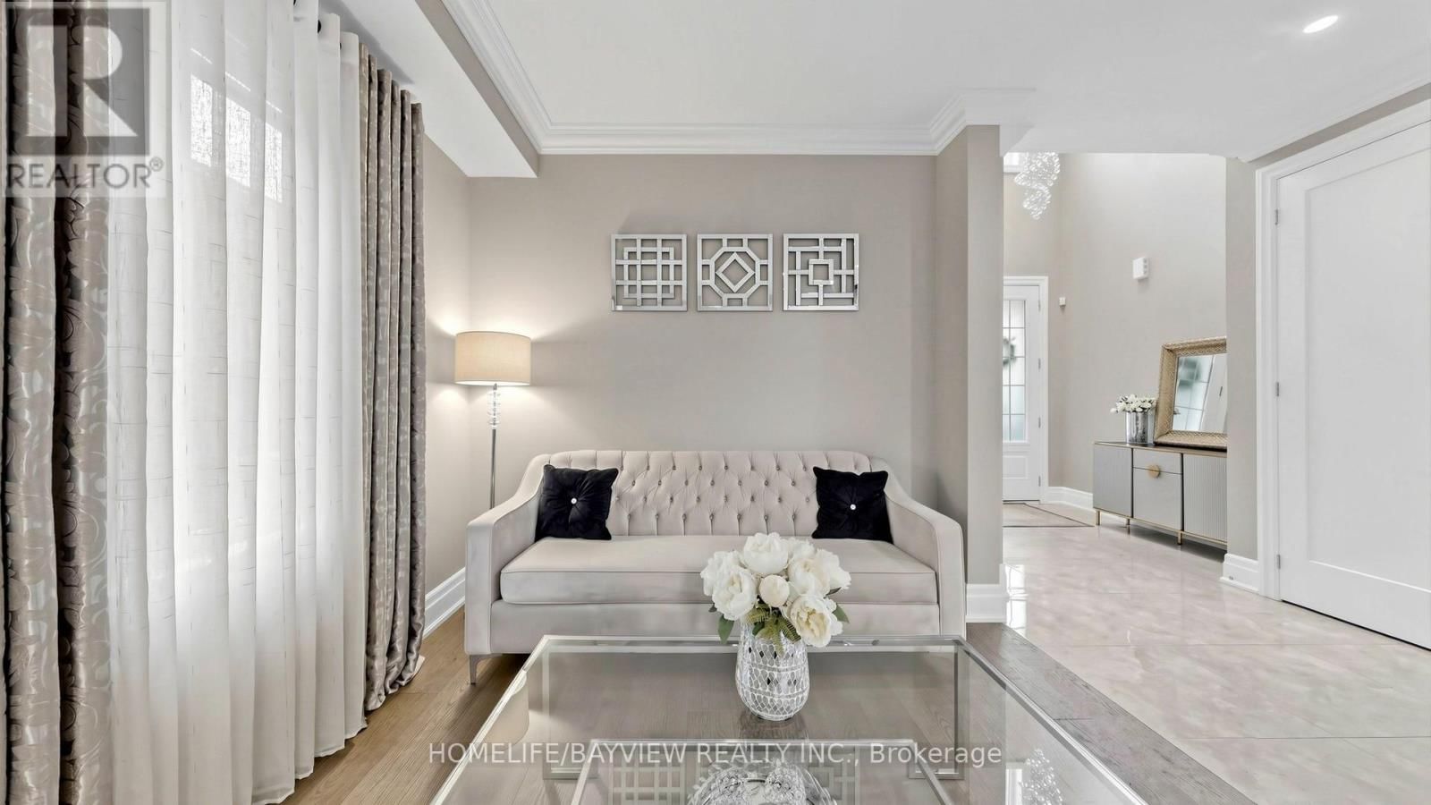 147 BEN SINCLAIR AVENUE Image 12