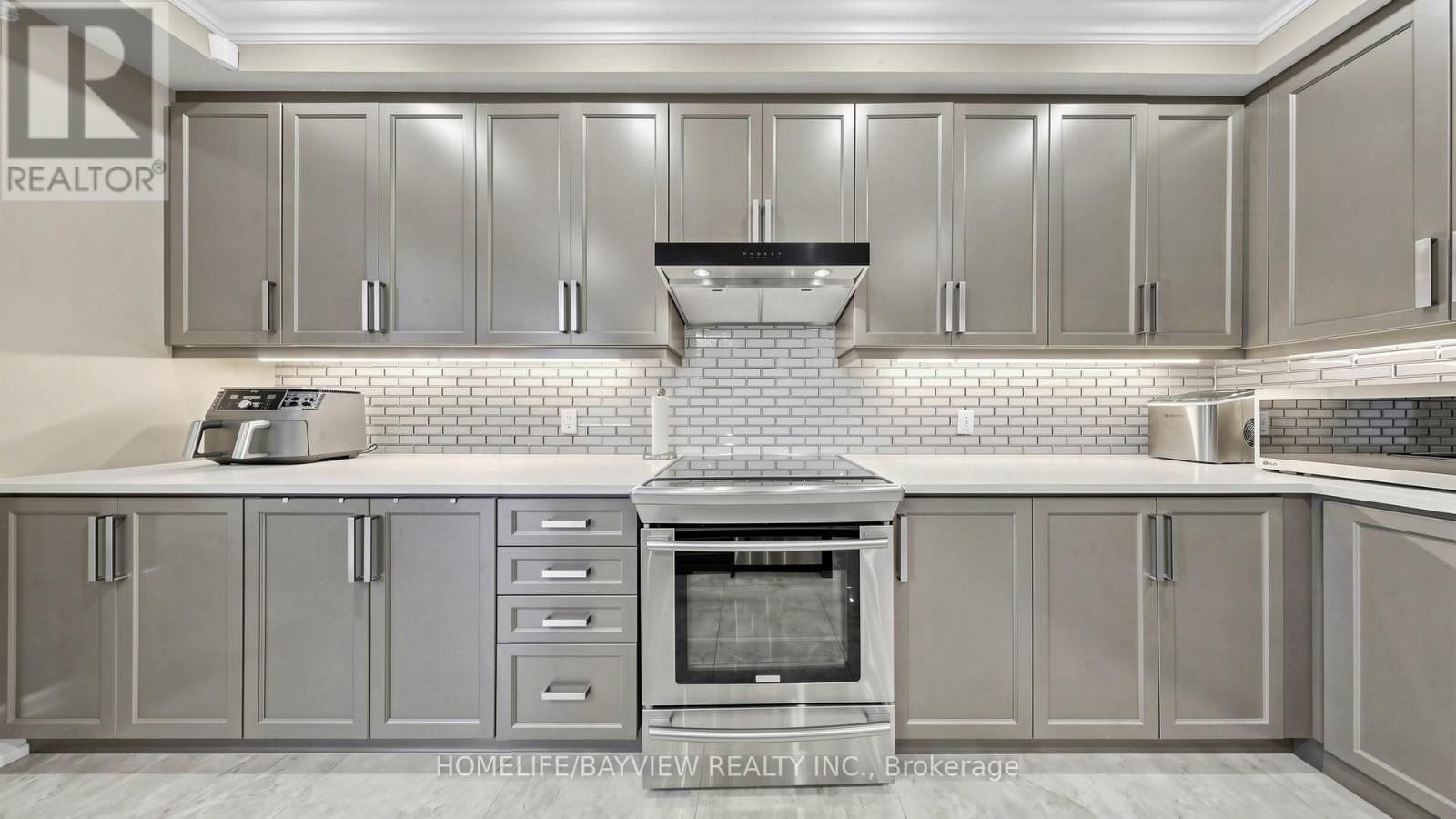 147 BEN SINCLAIR AVENUE Image 15