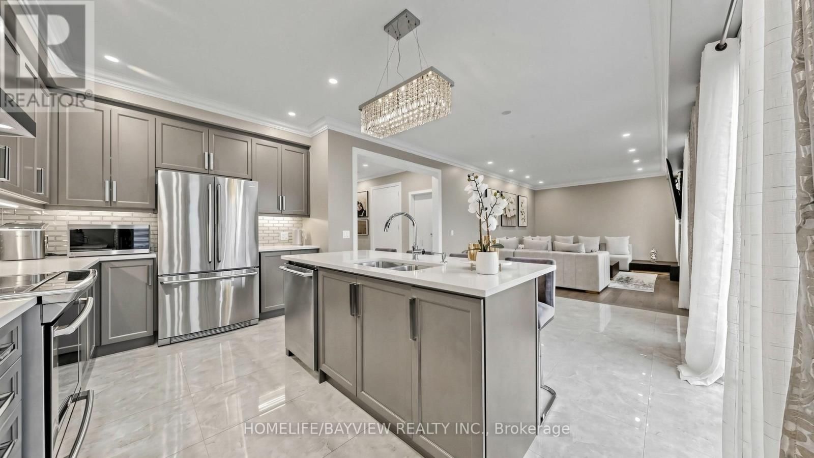 147 BEN SINCLAIR AVENUE Image 16